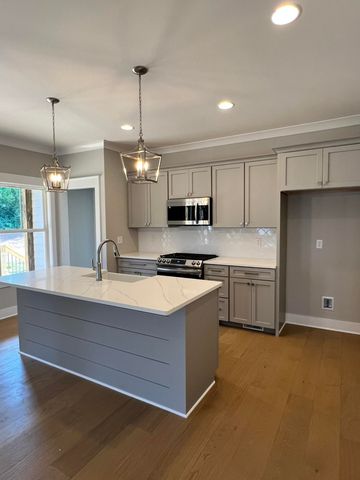 7077 Paxton Circle, Hixson, TN 37343