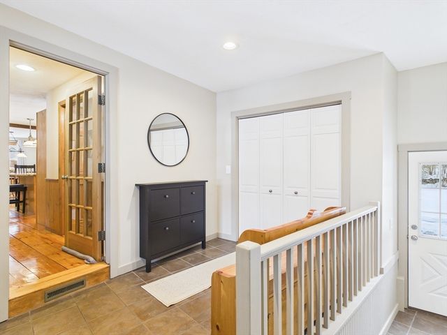 88 Morgan Dr, Taunton, MA 02780