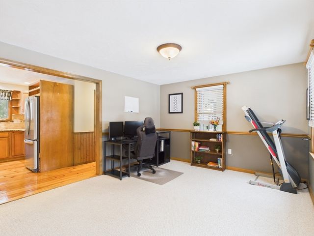 88 Morgan Dr, Taunton, MA 02780