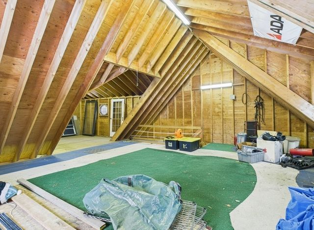 88 Morgan Dr, Taunton, MA 02780