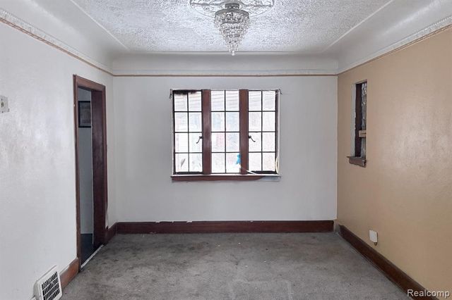 17139 Rowe Street, Detroit, MI 48205