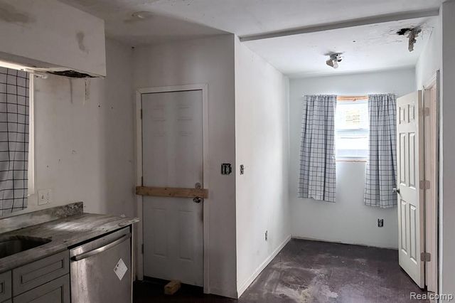 17139 Rowe Street, Detroit, MI 48205