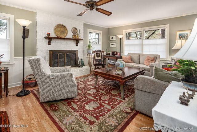 200 Fox Haven Drive, Greenville, NC 27858