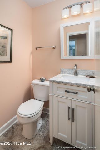 200 Fox Haven Drive, Greenville, NC 27858