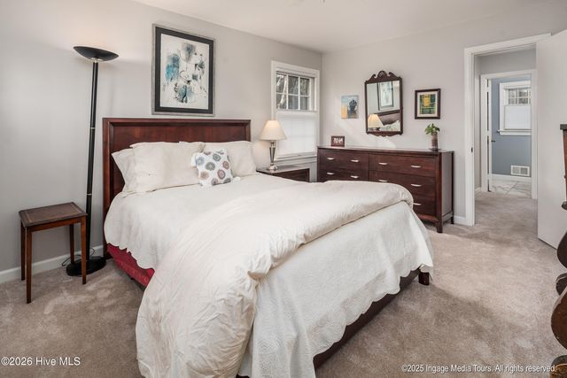 200 Fox Haven Drive, Greenville, NC 27858