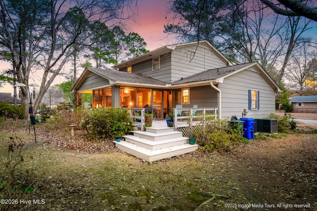 200 Fox Haven Drive, Greenville, NC 27858