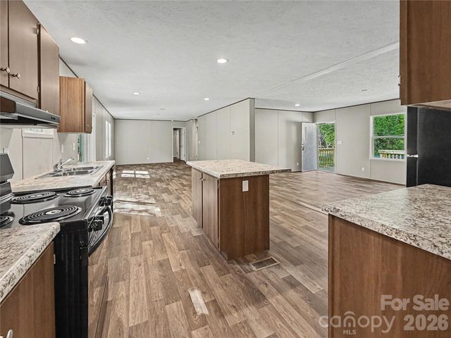 718 Hines Road, Mooresboro, NC 28114