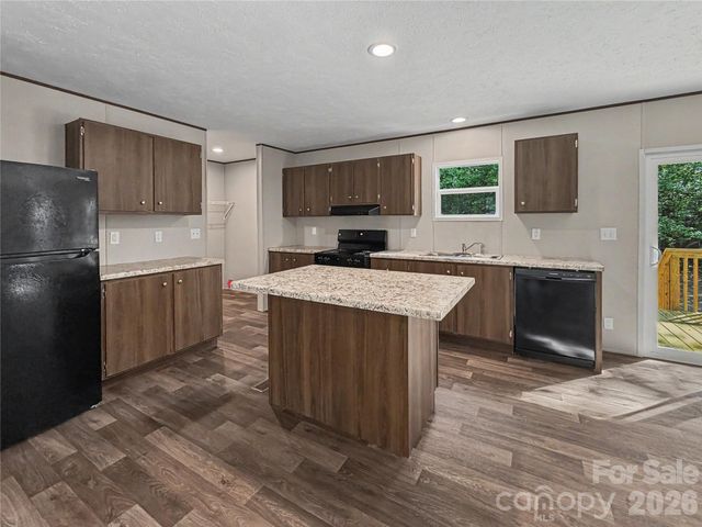 718 Hines Road, Mooresboro, NC 28114