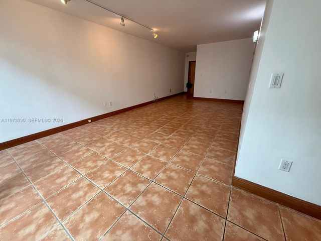 2539 S Bayshore Dr 226AR, Miami, FL 33133