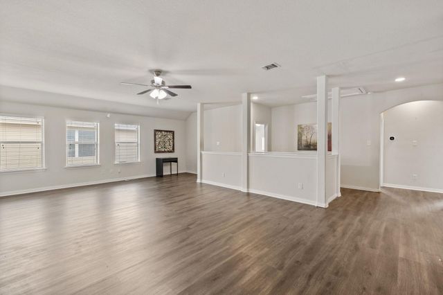 1105 Tabernash DR, Leander, TX 78641