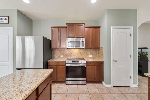 1105 Tabernash DR, Leander, TX 78641