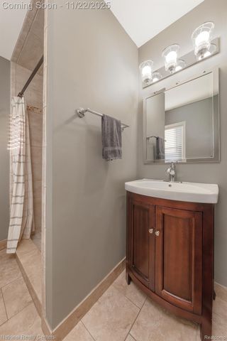 1110 Longfellow Avenue, Royal Oak, MI 48067