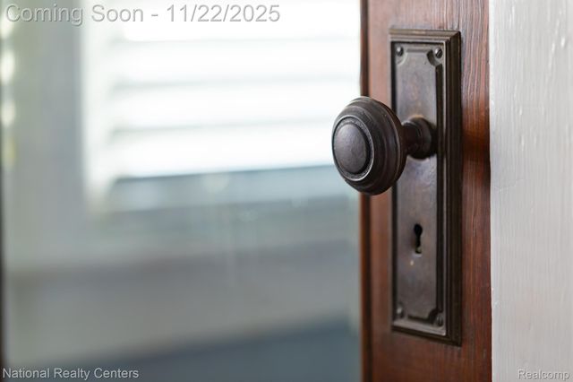 1110 Longfellow Avenue, Royal Oak, MI 48067