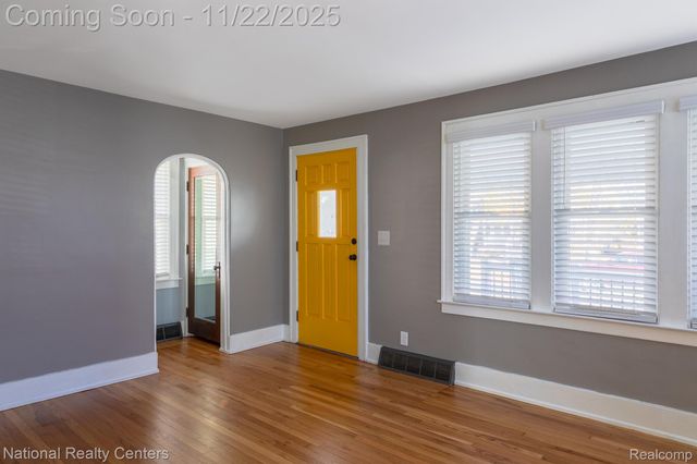 1110 Longfellow Avenue, Royal Oak, MI 48067