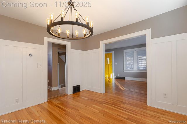 1110 Longfellow Avenue, Royal Oak, MI 48067