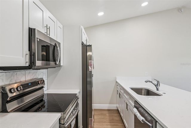 12441 ORANGEWOOD CIRCLE, Tavares, FL 32778