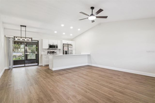 12441 ORANGEWOOD CIRCLE, Tavares, FL 32778
