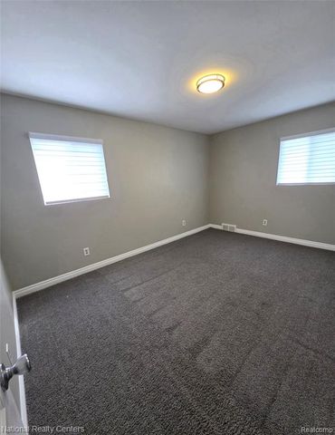 31355 Cyril, Fraser, MI 48026