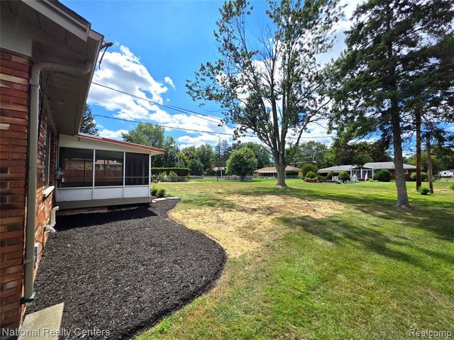 31355 Cyril, Fraser, MI 48026