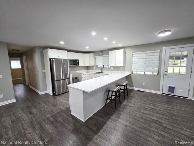 31355 Cyril, Fraser, MI 48026