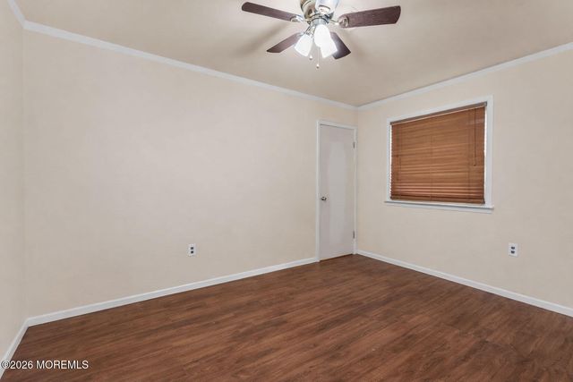 496 Saint Thomas Drive, Toms River, NJ 08757