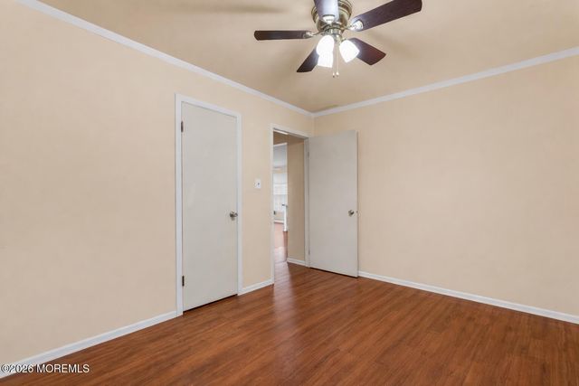 496 Saint Thomas Drive, Toms River, NJ 08757