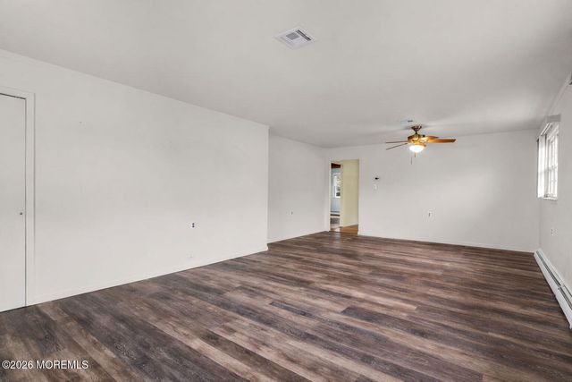 496 Saint Thomas Drive, Toms River, NJ 08757