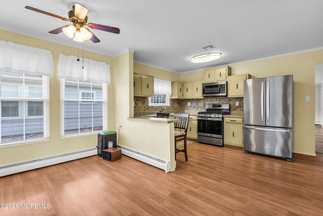 496 Saint Thomas Drive, Toms River, NJ 08757