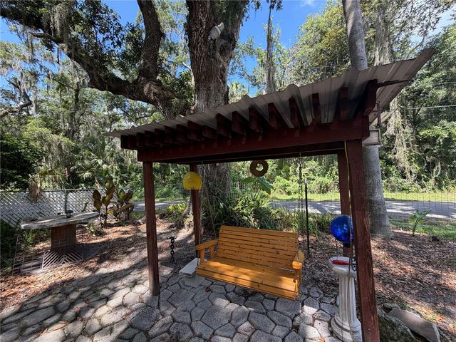 3315 CR 431N, Lake Panasoffkee, FL 33538