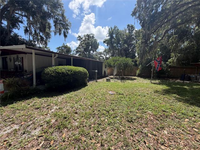 3315 CR 431N, Lake Panasoffkee, FL 33538