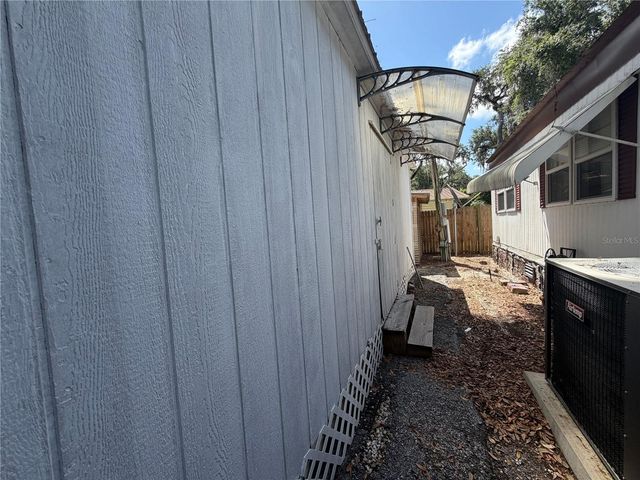 3315 CR 431N, Lake Panasoffkee, FL 33538