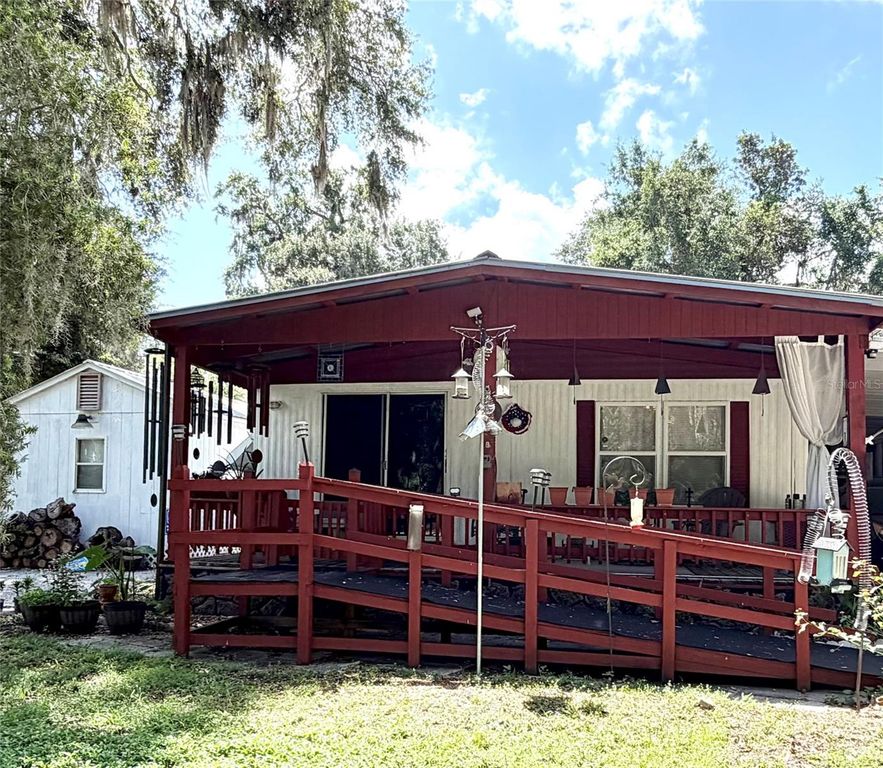 3315 CR 431N, Lake Panasoffkee, FL 33538