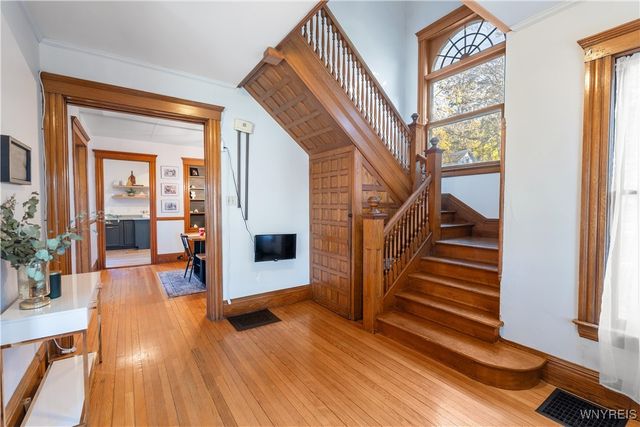 37 State Street, Warsaw, NY 14569