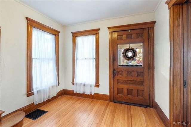 37 State Street, Warsaw, NY 14569