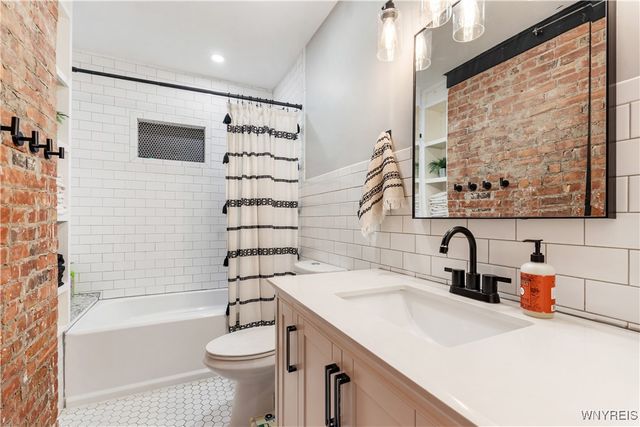 37 State Street, Warsaw, NY 14569