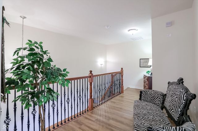 201 Manchester Drive, Zionsville, IN 46077