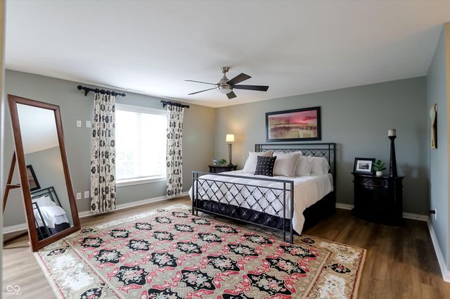 201 Manchester Drive, Zionsville, IN 46077