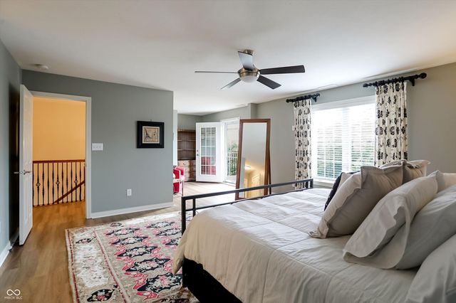 201 Manchester Drive, Zionsville, IN 46077
