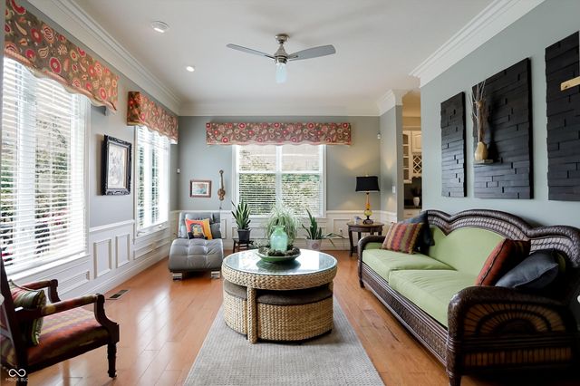 201 Manchester Drive, Zionsville, IN 46077