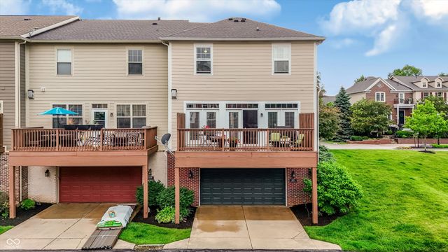 201 Manchester Drive, Zionsville, IN 46077