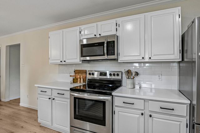 7524 Brentwood Court, North Richland Hills, TX 76182