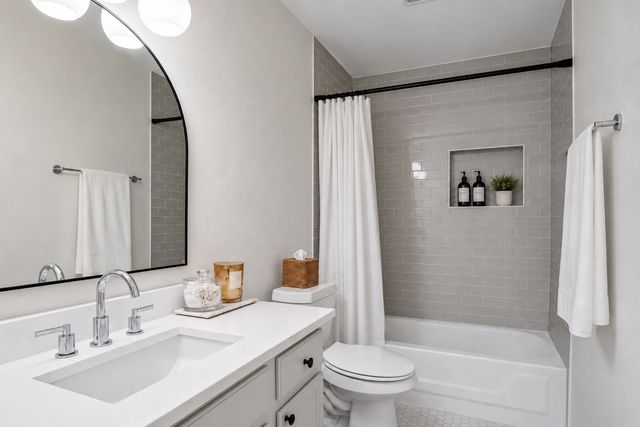 7524 Brentwood Court, North Richland Hills, TX 76182