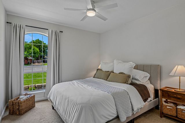 7524 Brentwood Court, North Richland Hills, TX 76182