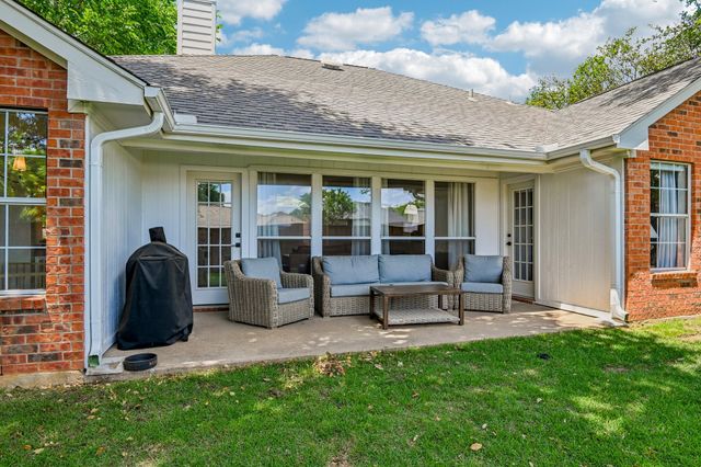 7524 Brentwood Court, North Richland Hills, TX 76182