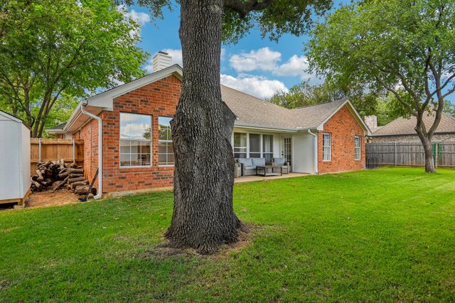 7524 Brentwood Court, North Richland Hills, TX 76182