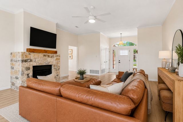 7524 Brentwood Court, North Richland Hills, TX 76182