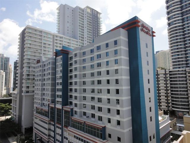 79 SW 12th St 1203S, Miami, FL 33130