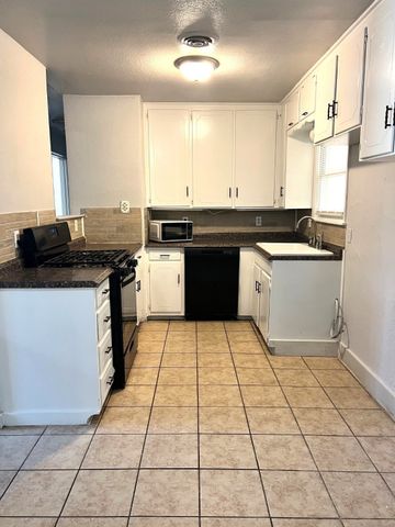 109 NE Cindy Lane, Burleson, TX 76028