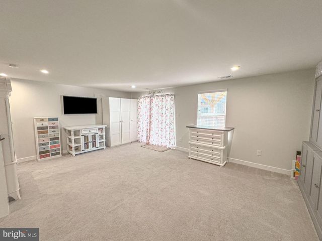 4 FLAMINGO CT, Sewell, NJ 08080