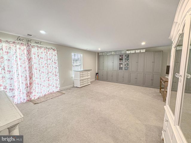 4 FLAMINGO CT, Sewell, NJ 08080